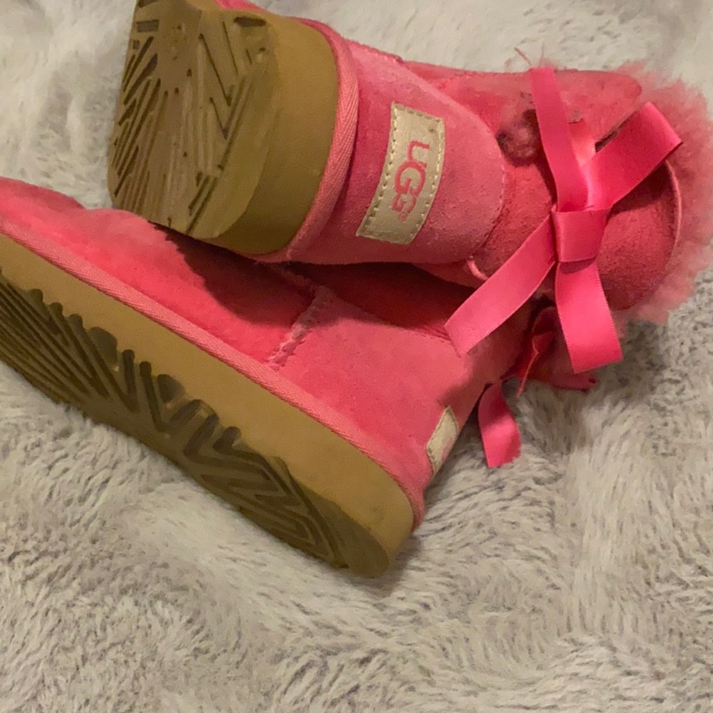 Girls ugg boots size 13